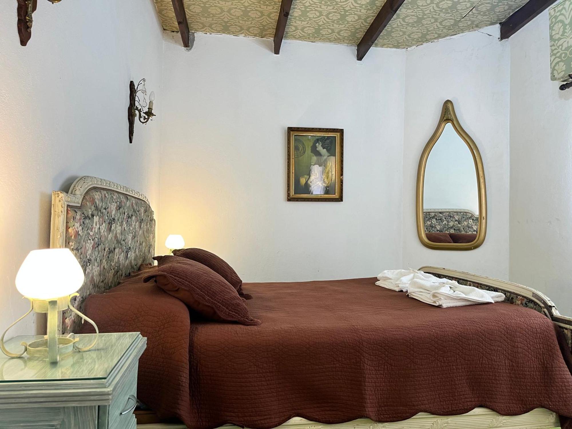 "La Loma" - Vieja Casona Aparthotel El Calafate Bagian luar foto