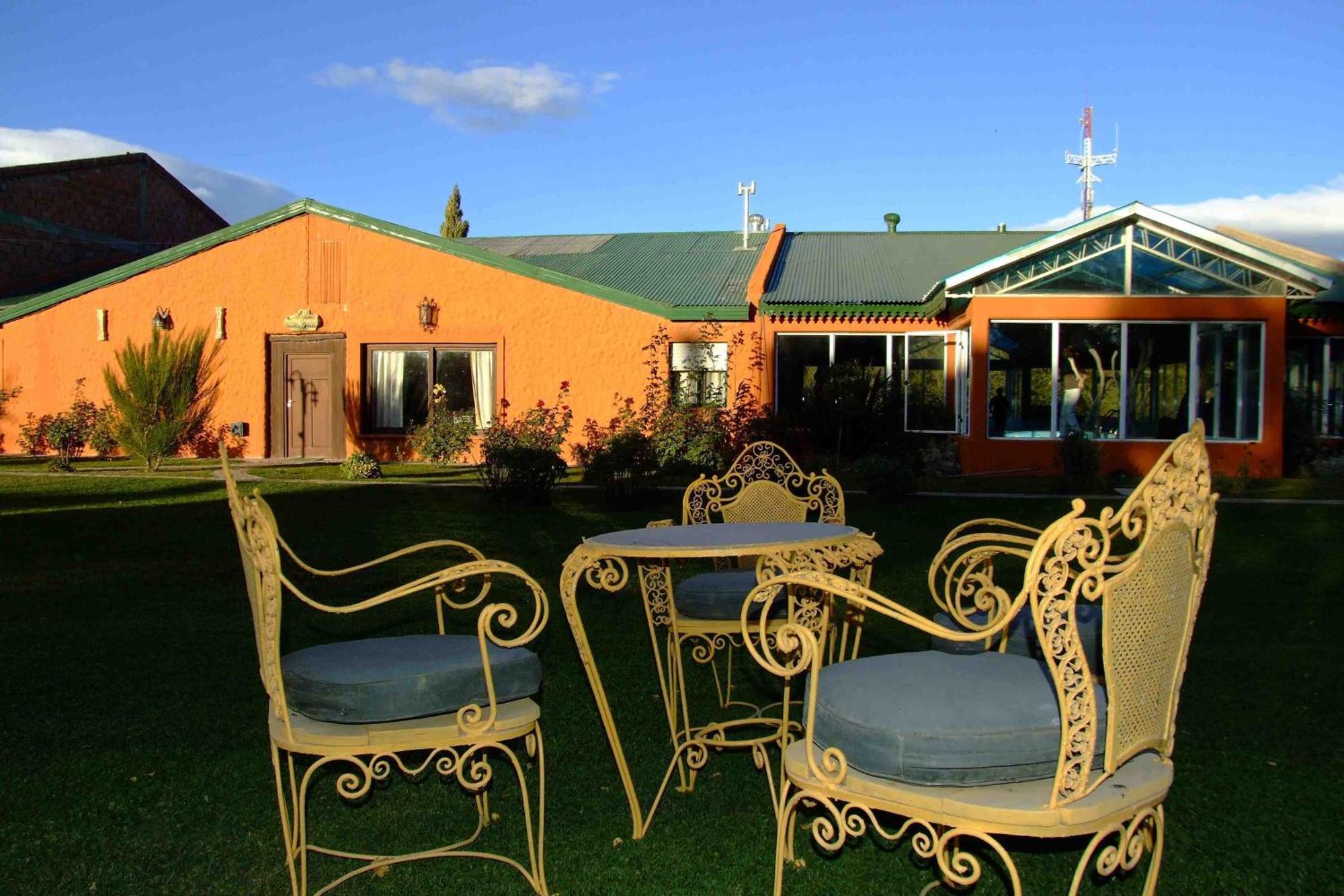 "La Loma" - Vieja Casona Aparthotel El Calafate Bagian luar foto